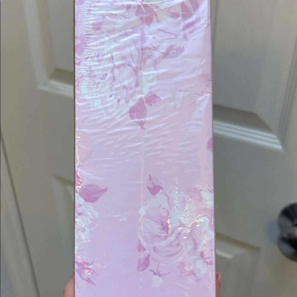 NWT Victoria’s Secret PINK x Loveshackfancy cosmetic bag - Picture 4 of 5